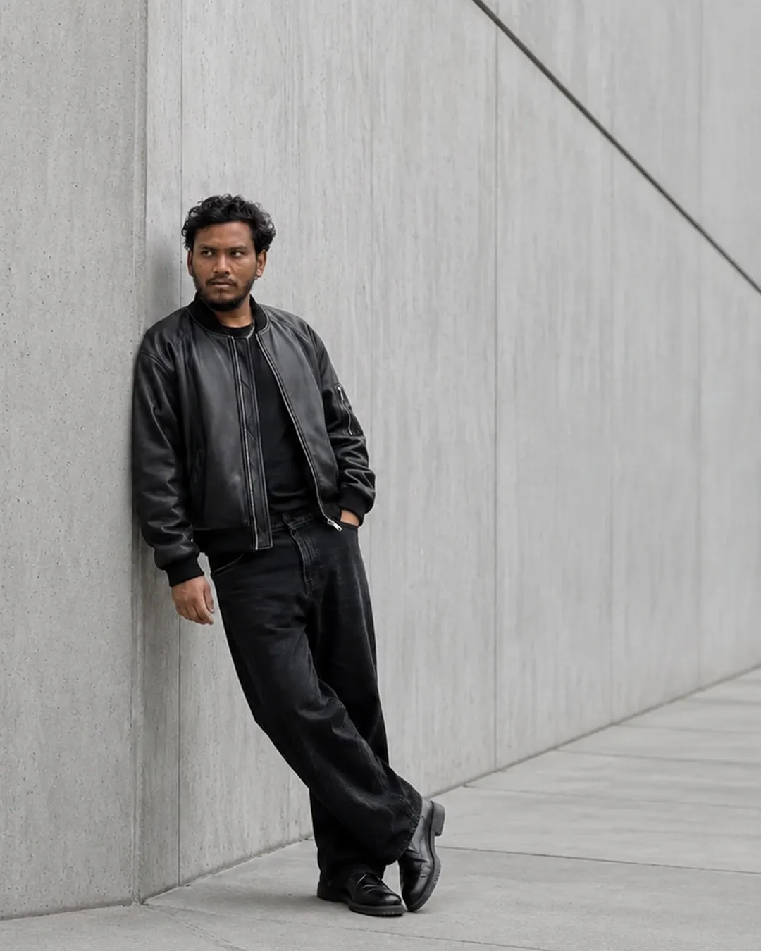 Minimalist Editorial Fashion AI Prompt for Luxury Photos